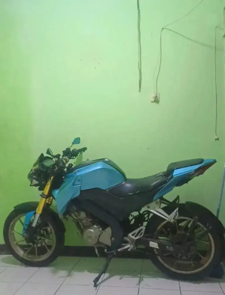 Vixion 2017 Modif R15 Naked