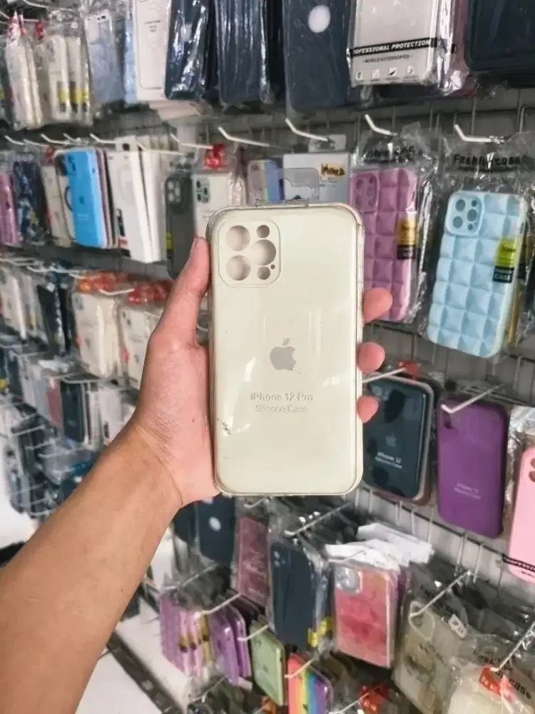 Casing iPhone 12 Pro