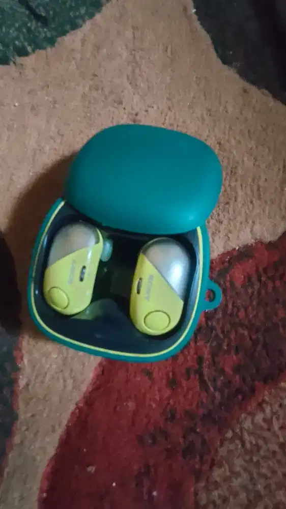 Headset bluetooth Sony WF-SP700N