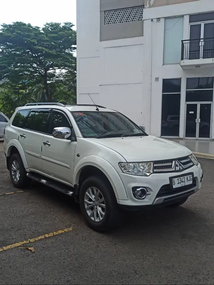 Mitsubishi Pajero Exceed VGT Turbo Diesel 2015 Tgn Pertama