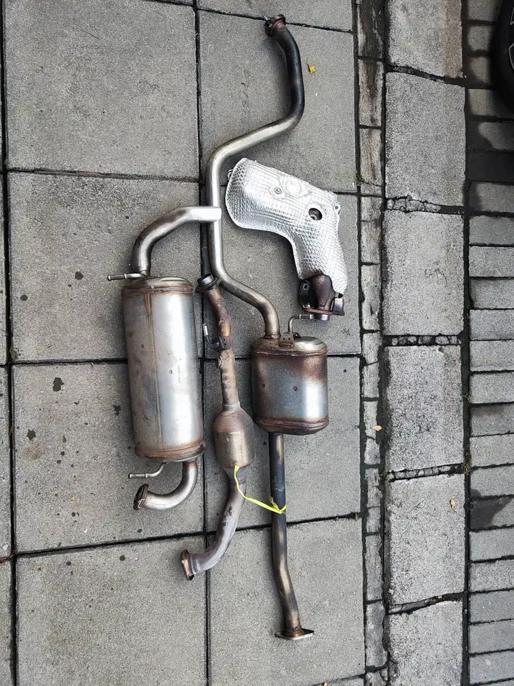 Knalpot JIMNY 5 pintu