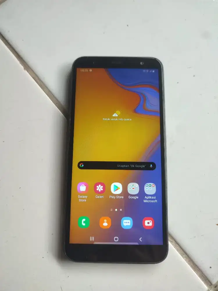 Dijual hp samsung J6+, ram 3/32, batangan