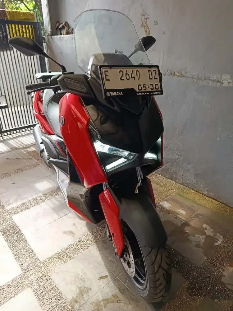 Xmax Connected 2025. Luxury Red. Pajak Panjang. KM 5rb. Cash/Kredit/TT