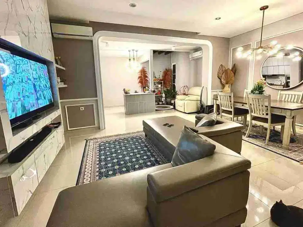 NICE HOUSE SERENIA HILLS VENTURE BARAT DI LEBAK BULUS