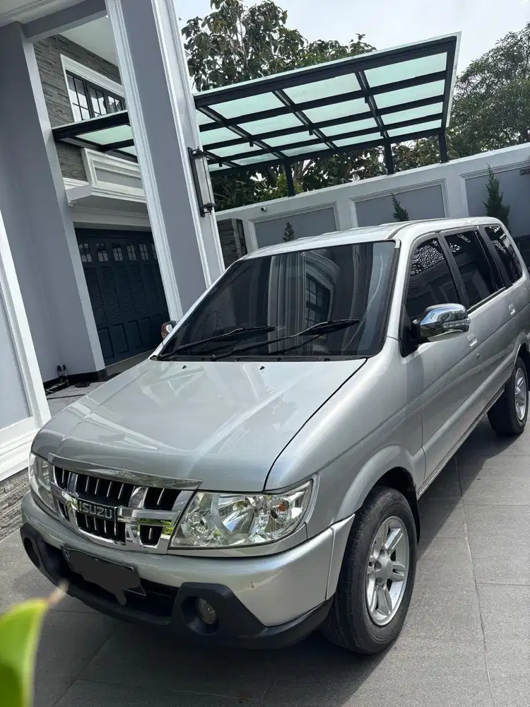 Isuzu Panther 2011 Diesel