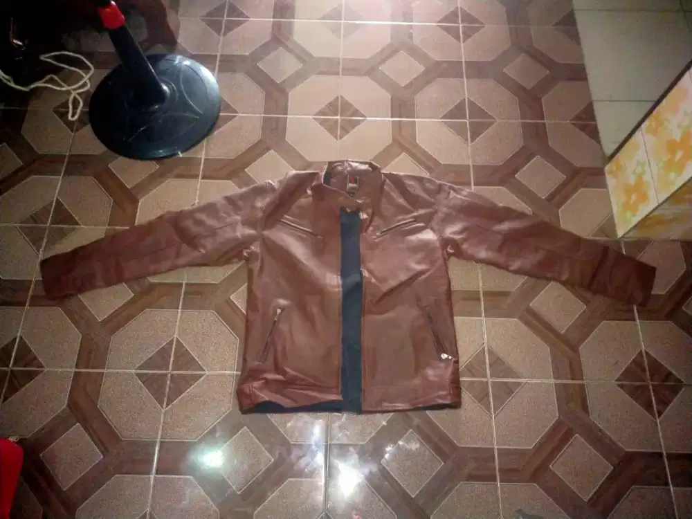 Jaket kulit Gutz Style / The Fashionable Style