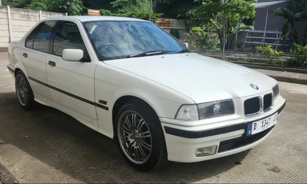 BMW 320i E36 MT 1995