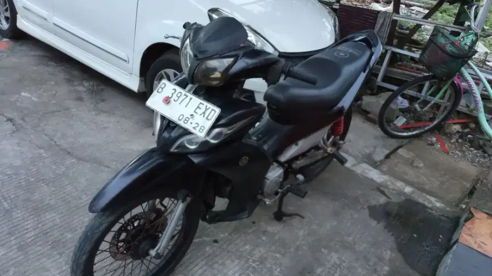 jupiter z robot hitam