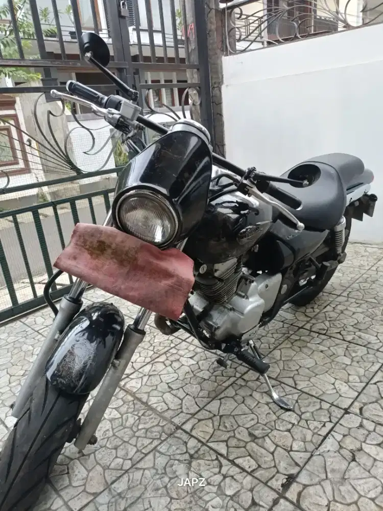 Cruiser Kawasaki eliminator bn175 kakaknya w175