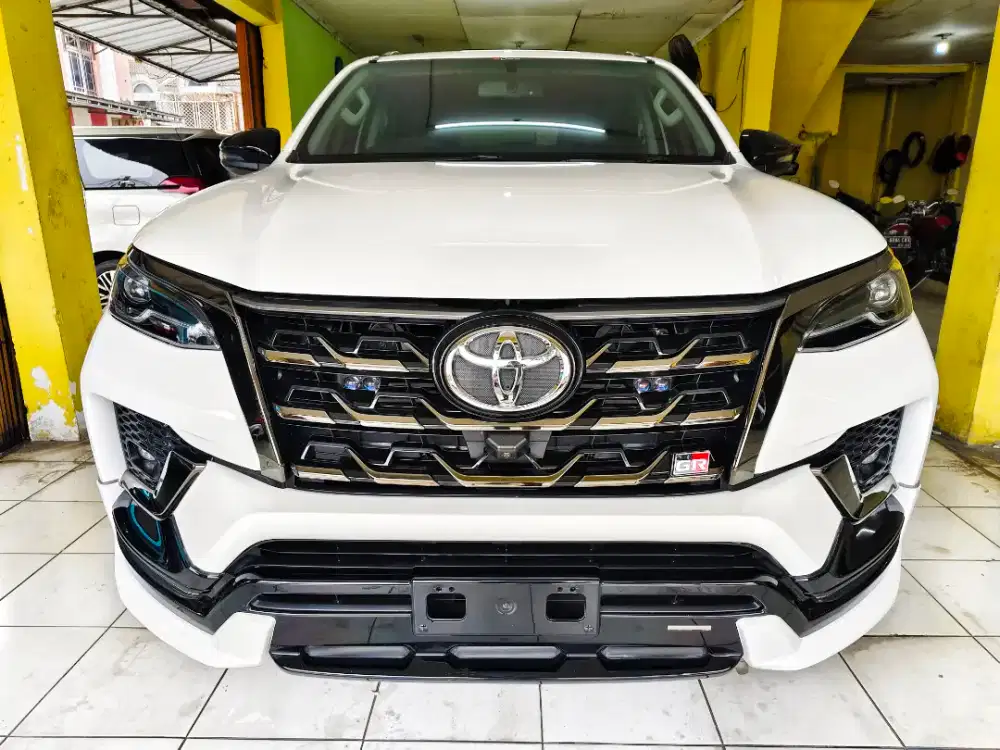 TOYOTA FORTUNER 2.4 VRZ GR SPORT DIESEL AT 2021 MATIC SOLAR N 2.8 2022