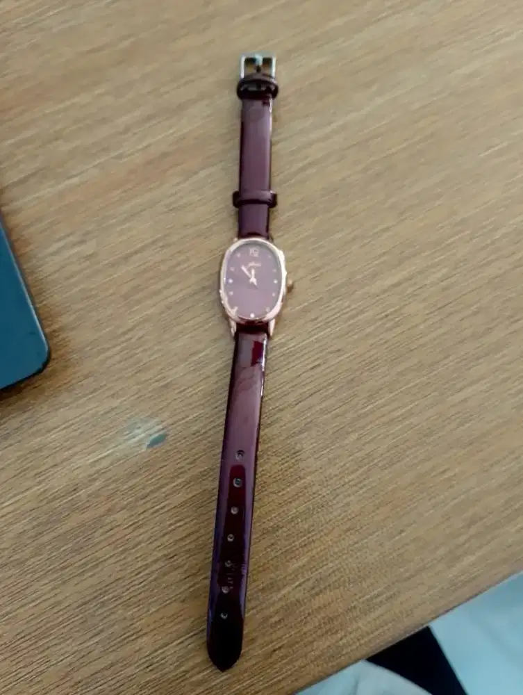 Jam Tangan Wanita Clasik