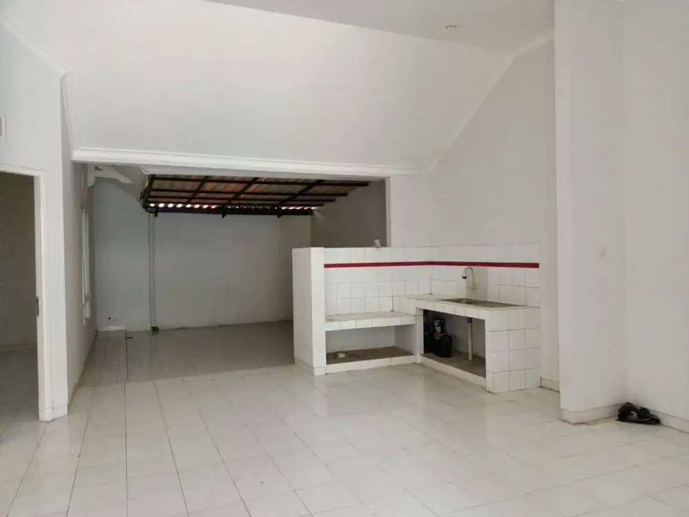 Jual RumaH murah Tanah sangat luas serpong paradise Tangerang selatan