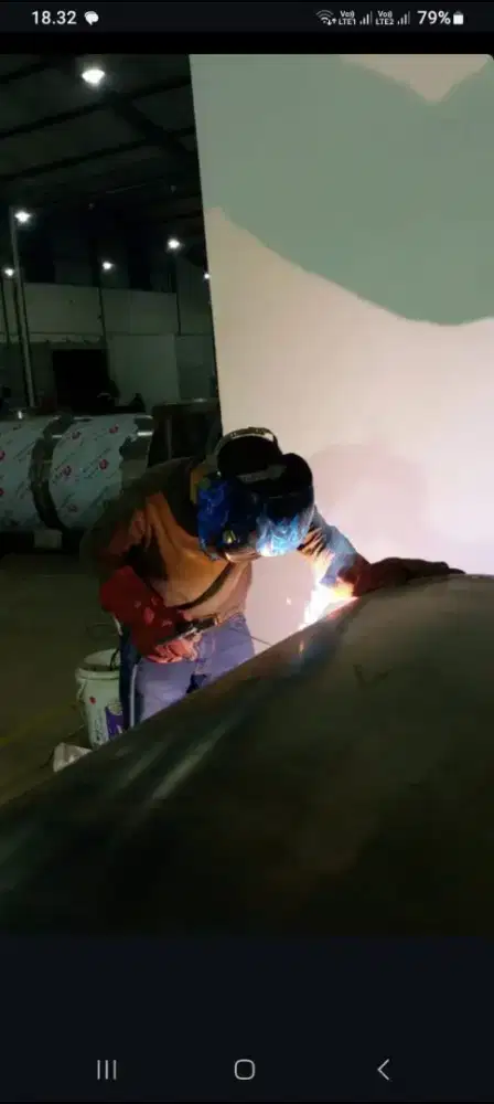 Mencari pekerjaan keahlian welder