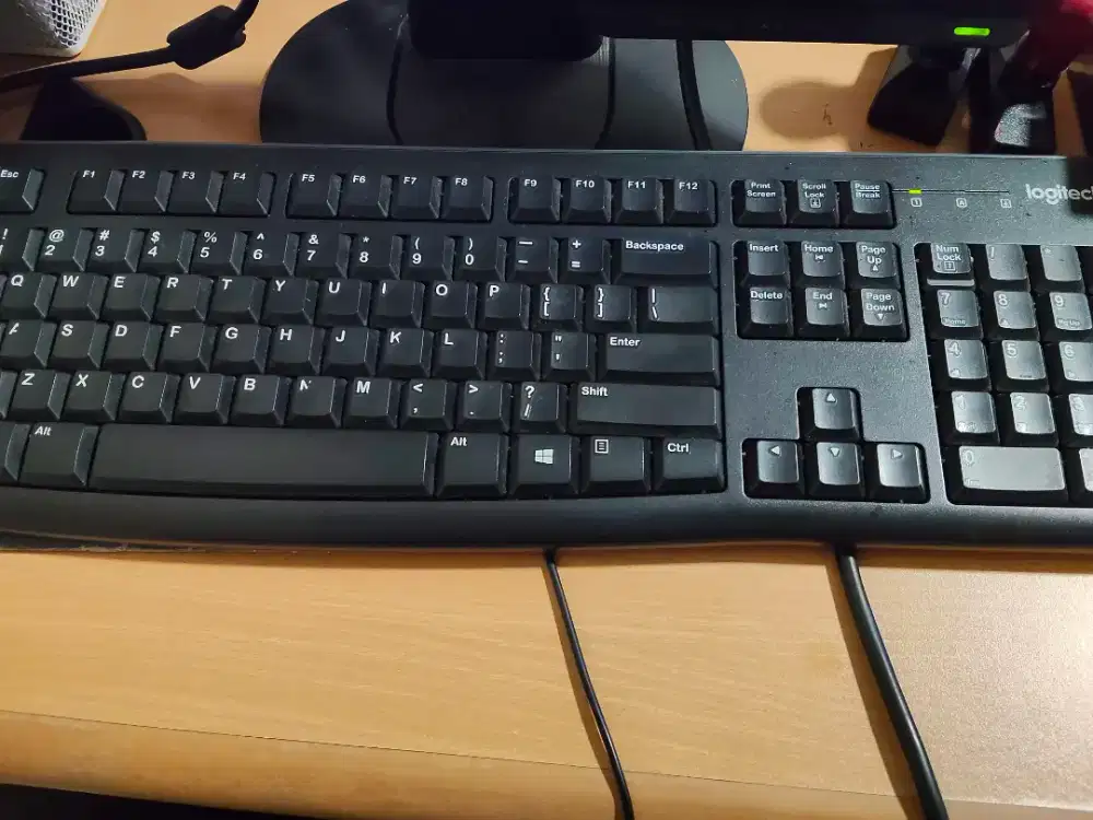 Keyboard Multimedia USB – Kondisi Mulus, Siap Pakai