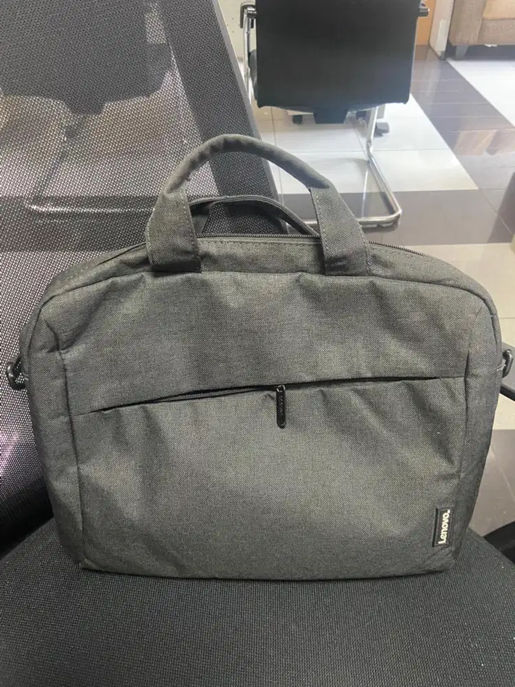 Tas Laptop Lenovo Original – Ringan, Elegan, dan Tahan Air