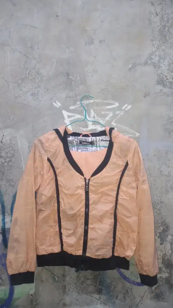 Jaket gunung, jaket running