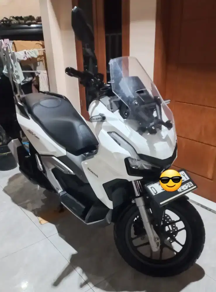 ADV 2023 PUTIH TANGAN KE 1