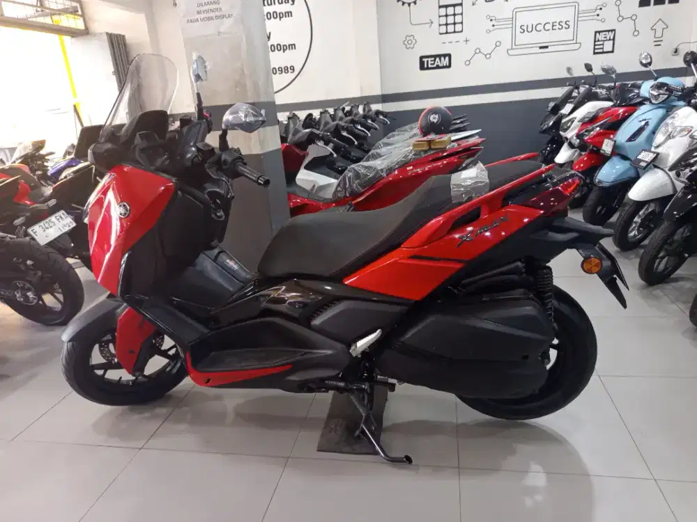 X max 250abs 2023 exlusive