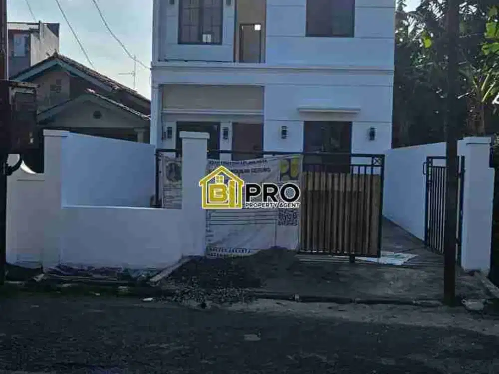 dijual rumah baru di Jagakarsa lokasi strategis pinggir jalan