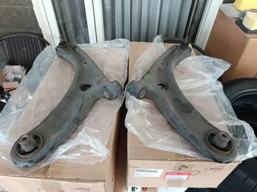 LOWER ARM HONDA BRIO RS SATYA