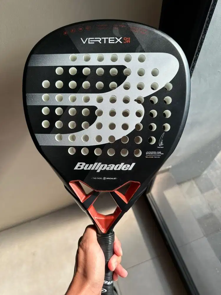 Raket Padel Bullpadel Vertex 04 Junior 2025