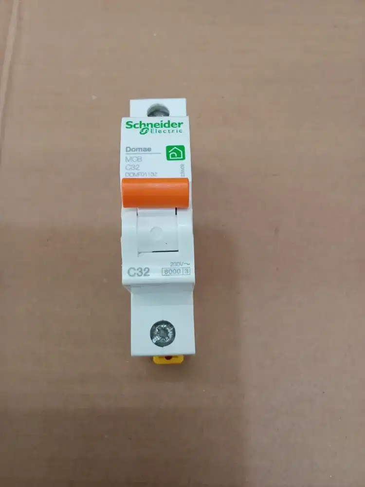 MCB SCHNEIDER 32A