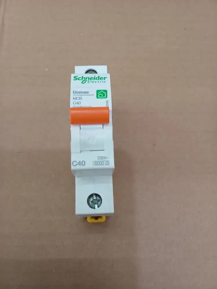 MCB SCHNEIDER 40A