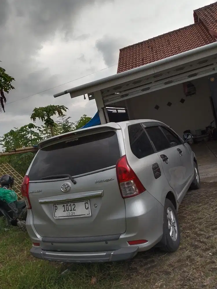 Toyota Avanza 2013 Bensin