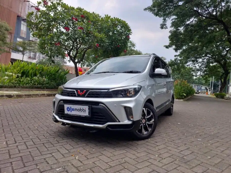 LOW DP Wuling Confero S 1.5 L ACT Lux Plus Bensin-MT 2021 EZG