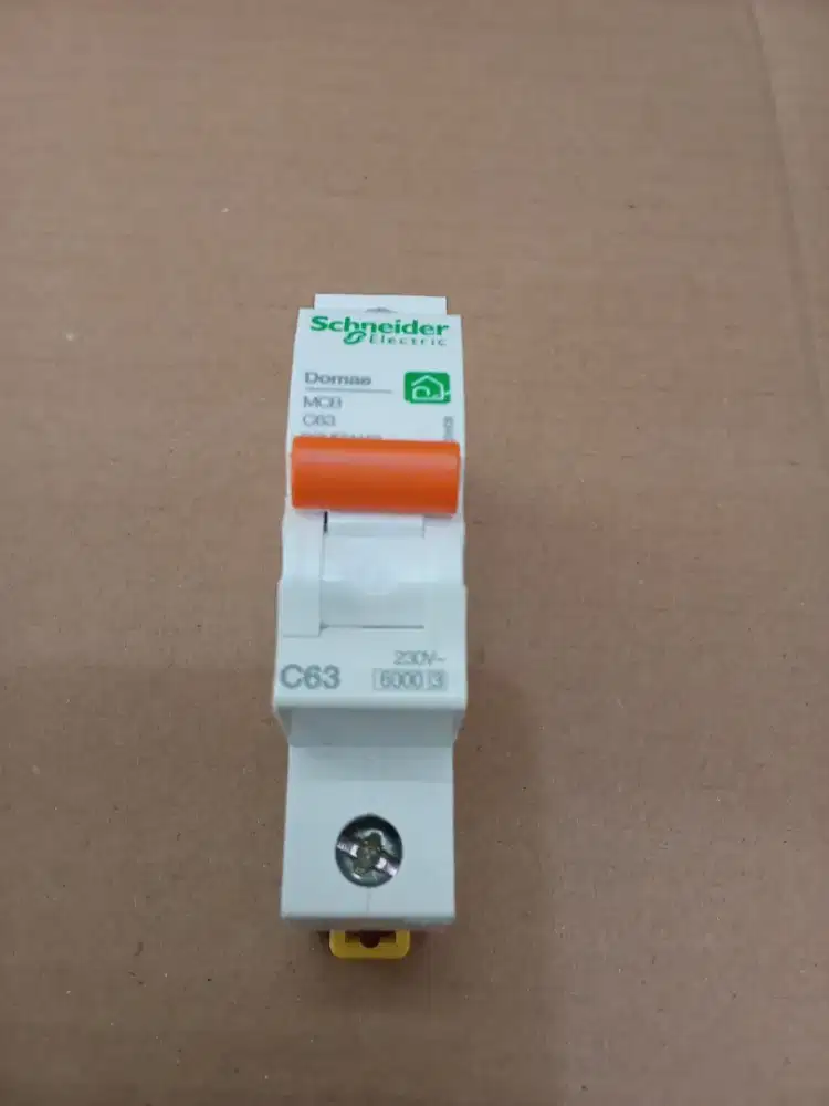 MCB SCHNEIDER 63A