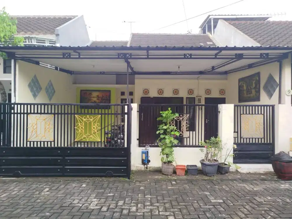 Dikontrakkan rumah untuk keluarga atau kantor