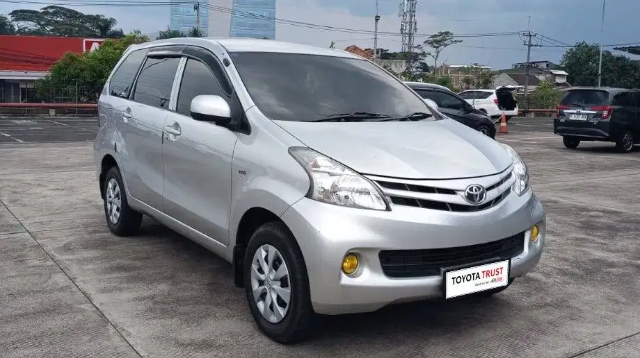 TOYOTA AVANZA 1.3 E MANUAL 2013