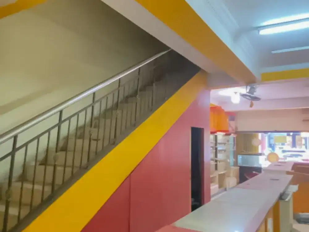 Dijual Ruko Mayjend Sungkono