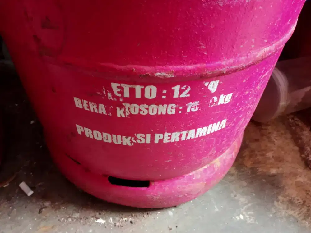 Di jual  tabung gas  12kg.        masih mulus