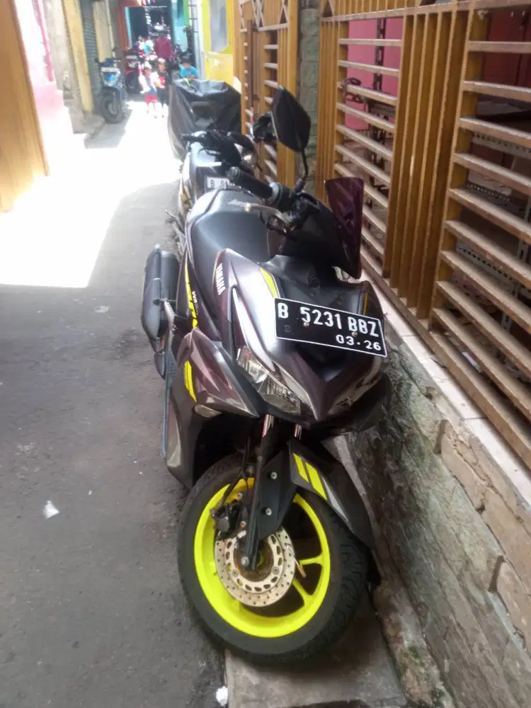 Dijual motor aerox tahun 2021 surat lengkap pajak hidup semua