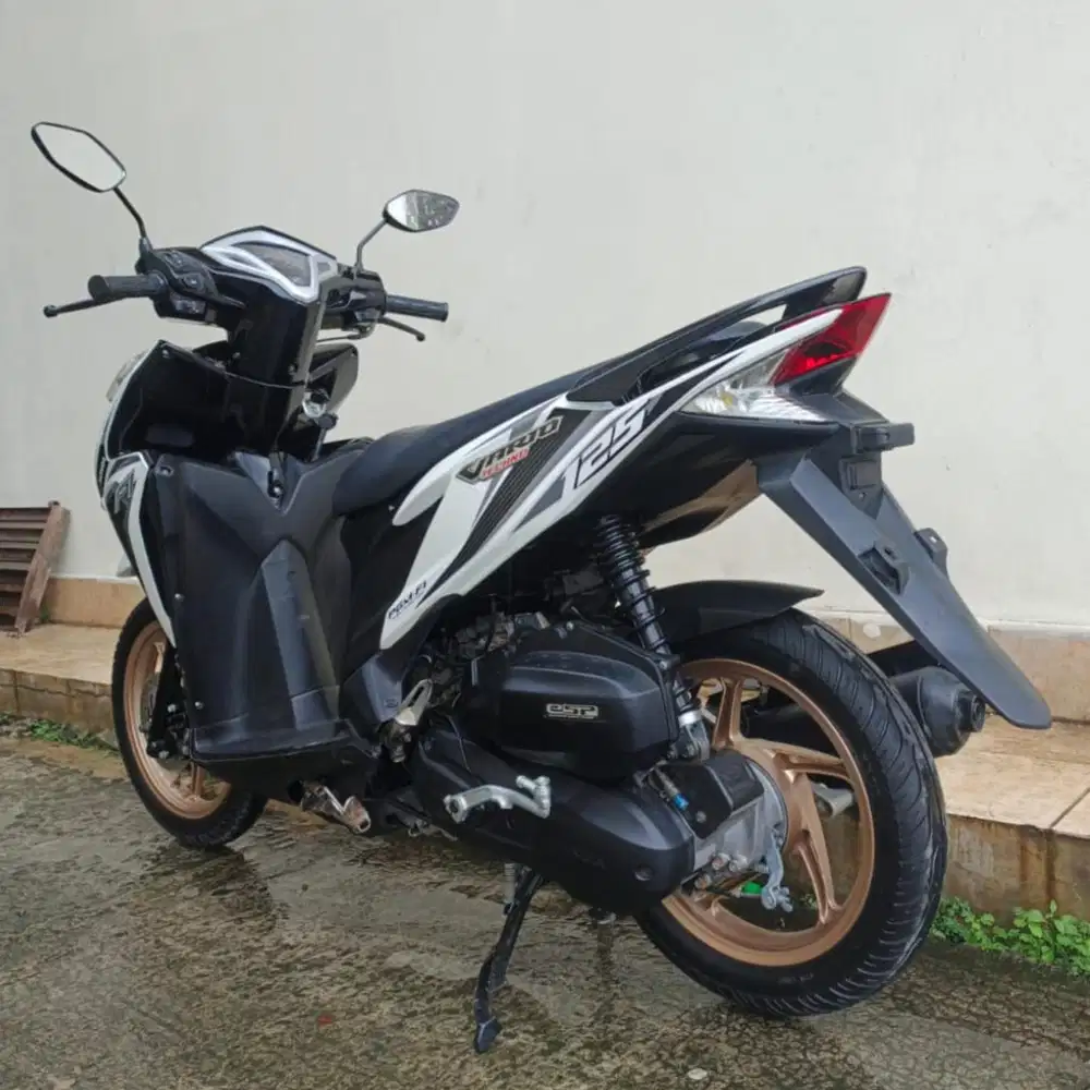 HONDA VARIO 125 KZR TAHUN 2014 CASH ONLY