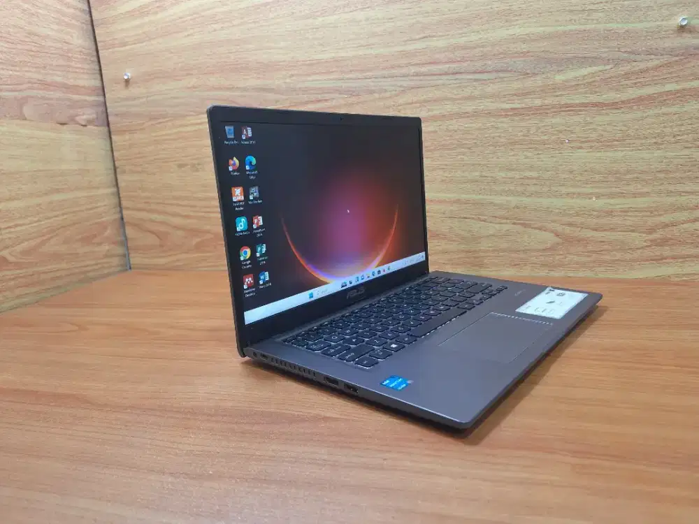 Dicari untuk di beli. Laptop second segala type dan kondisi