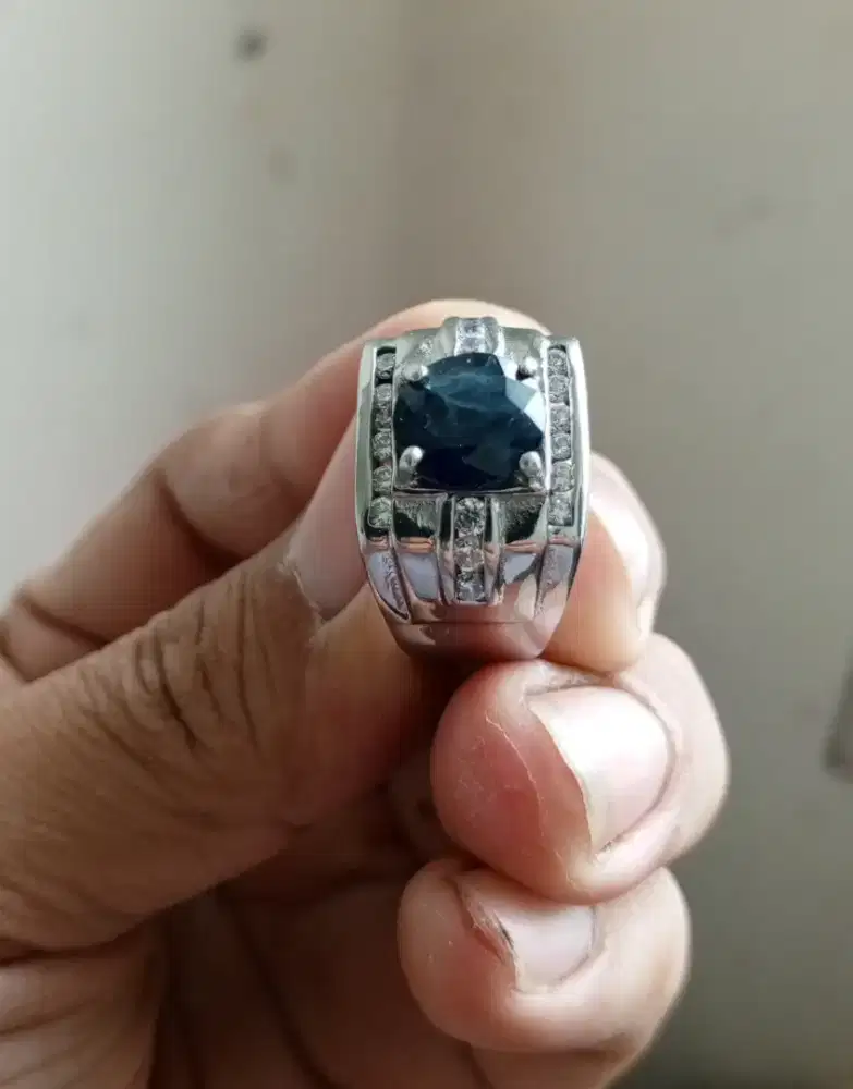 Blue Safir cincin pria 3,75 Karat