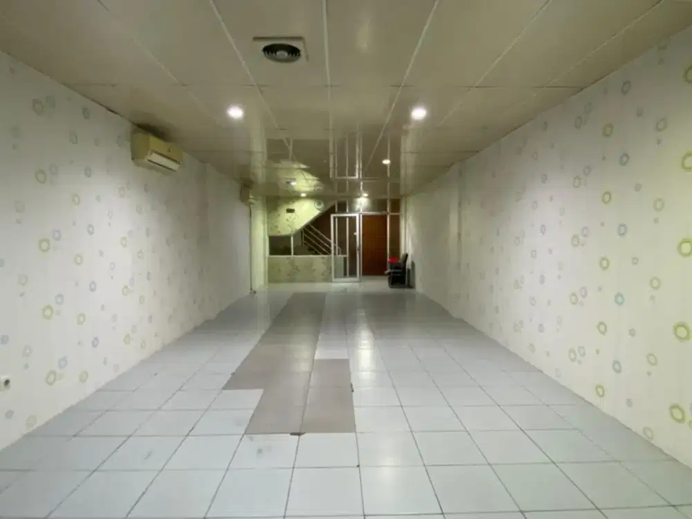 Dijual atau Disewakan! Ruko 4 Lantai, Hadap Jalan Raya – CBD Jababeka, Lokasi Premium