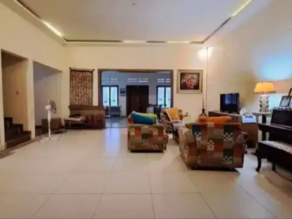 Strategis Rumah Posisi Hook Tepi Jalan Aspal Lebar sktr Timoho Baciro