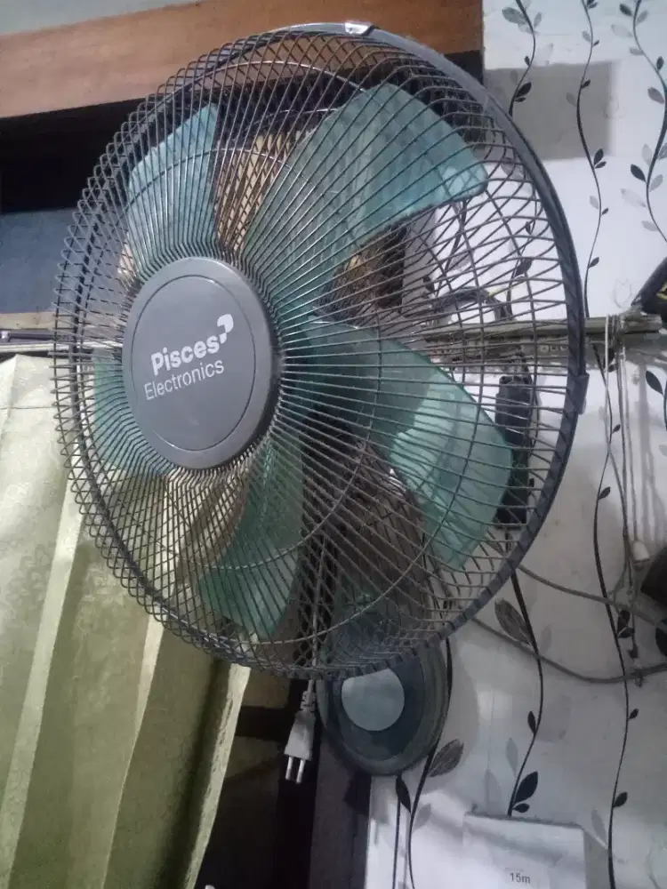 Kipas angin Dinding Pisces