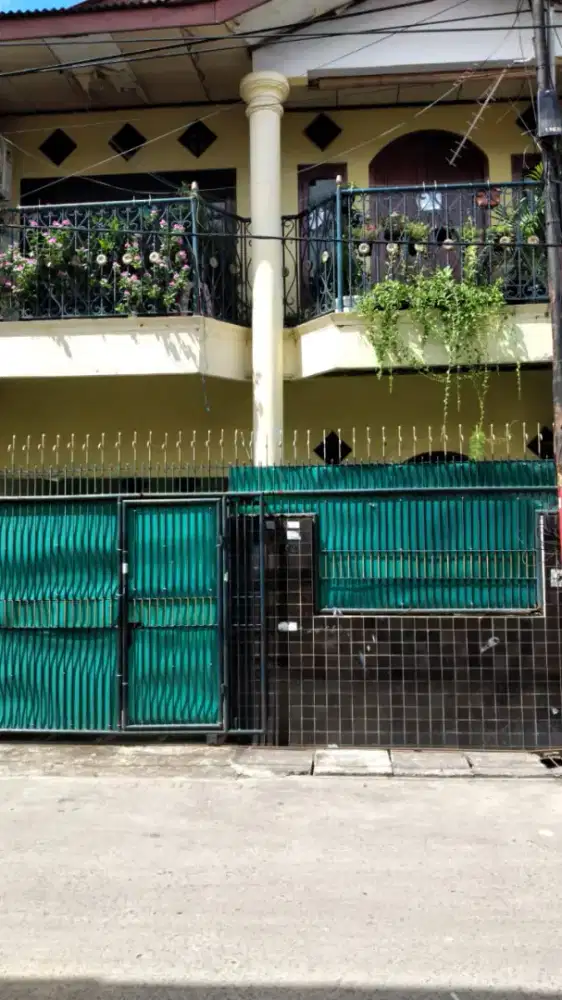 Dijual rumah tingkat dilagoa terusan jakut