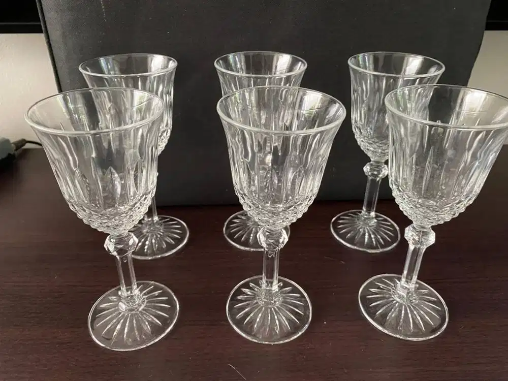 WINE GLASS -LONGCHAMP D ARQUES - 6 PCS – PRELOVED LIKE NEW