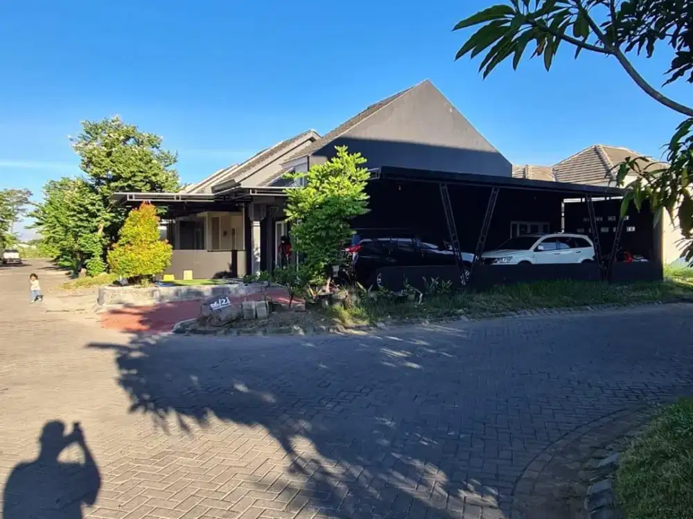 RUMAH HOOK SIAP HUNI DI TAMAN DHIKA BUDURAN SIDOARJO
