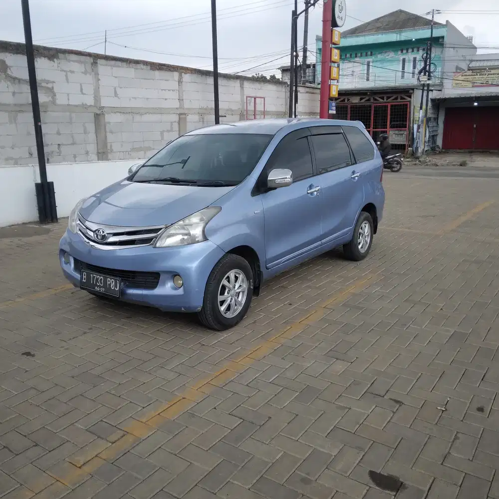 Toyota Avanza 2012 Bensin