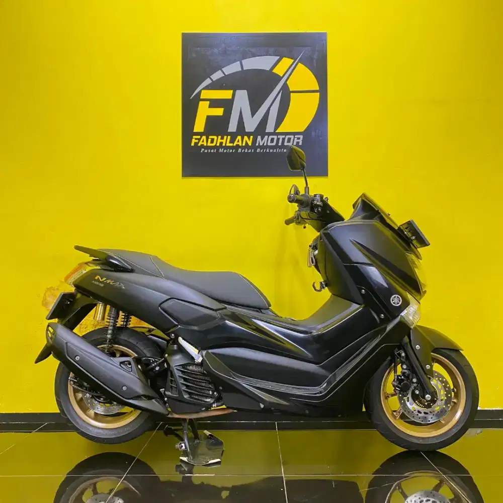 Yamaha Nmax Tahun 2019 hitam doff cash kredit DP 500 ribu