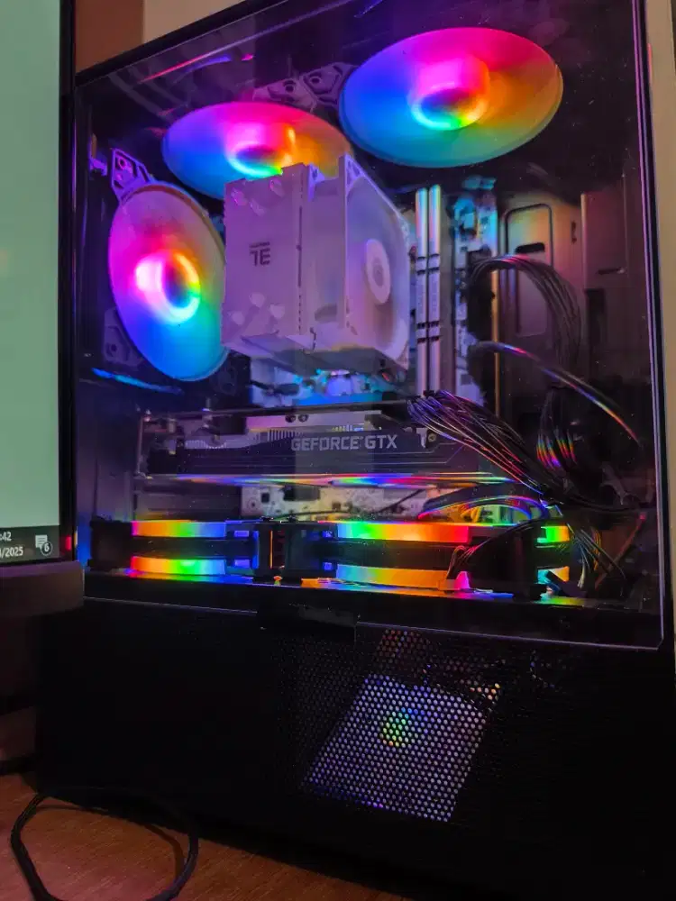 Komputer Gaming Fullset i5 12400F VGA GTX 1660S