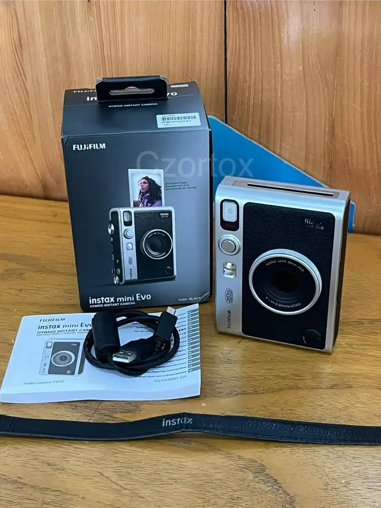 Fujifilm Instax Mini Evo