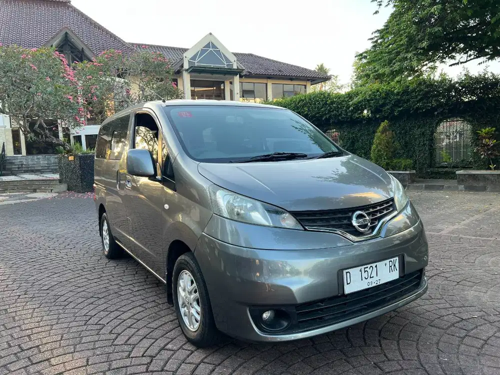 Nissan Evalia 1.5 XV Automatic 2012