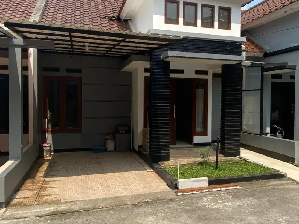 Jual rumah second dalam cluster meruyung depok